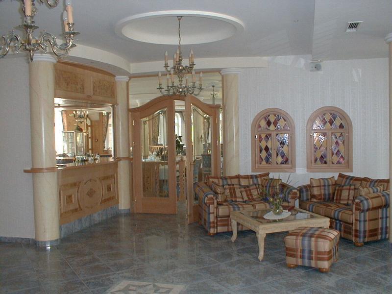 Hotel Und Restaurant Waldschloesschen Crivitz Εσωτερικό φωτογραφία