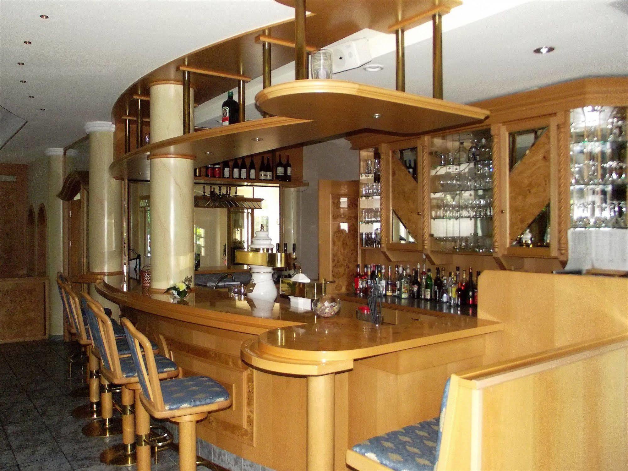 Hotel Und Restaurant Waldschloesschen Crivitz Εξωτερικό φωτογραφία